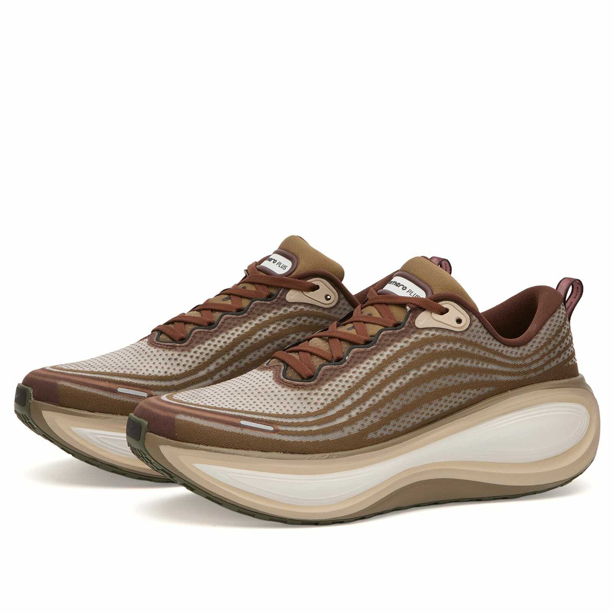 Nike Vomero Plus QS Sneaker in Sail/Pecan/Caldera Brown