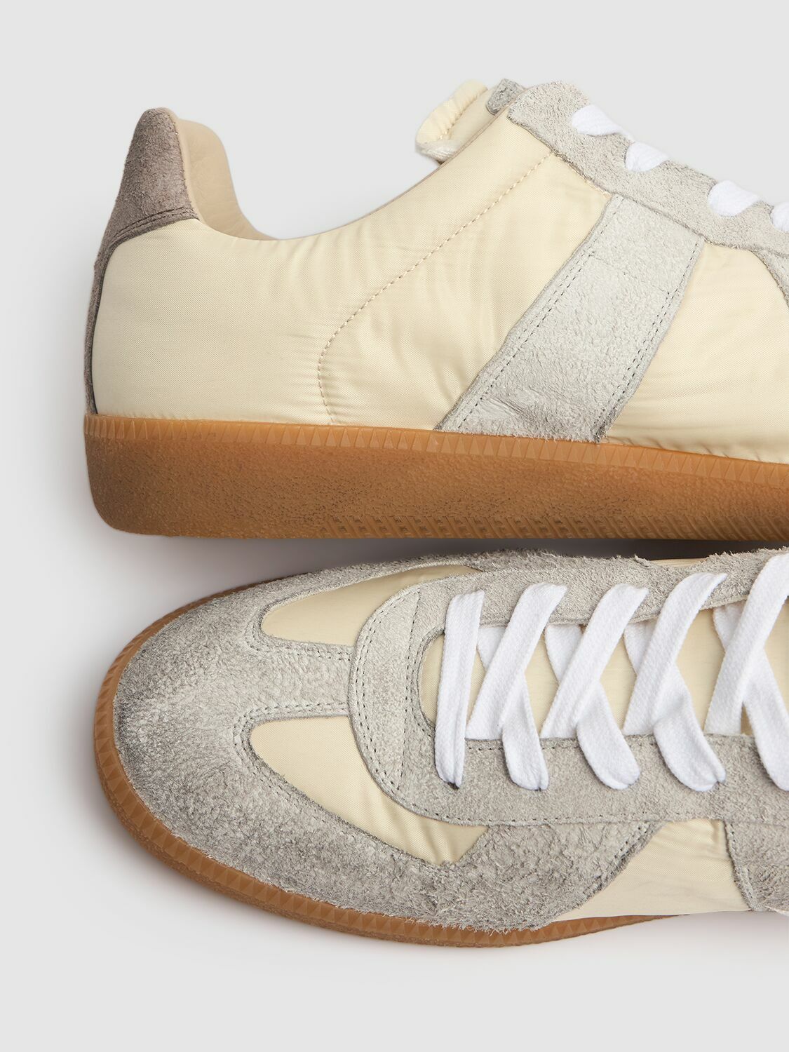 靴 MAISON MARGIELA REPLICA LOW TOP SNEAKER 0400012744762_AUBERGINE?wid=