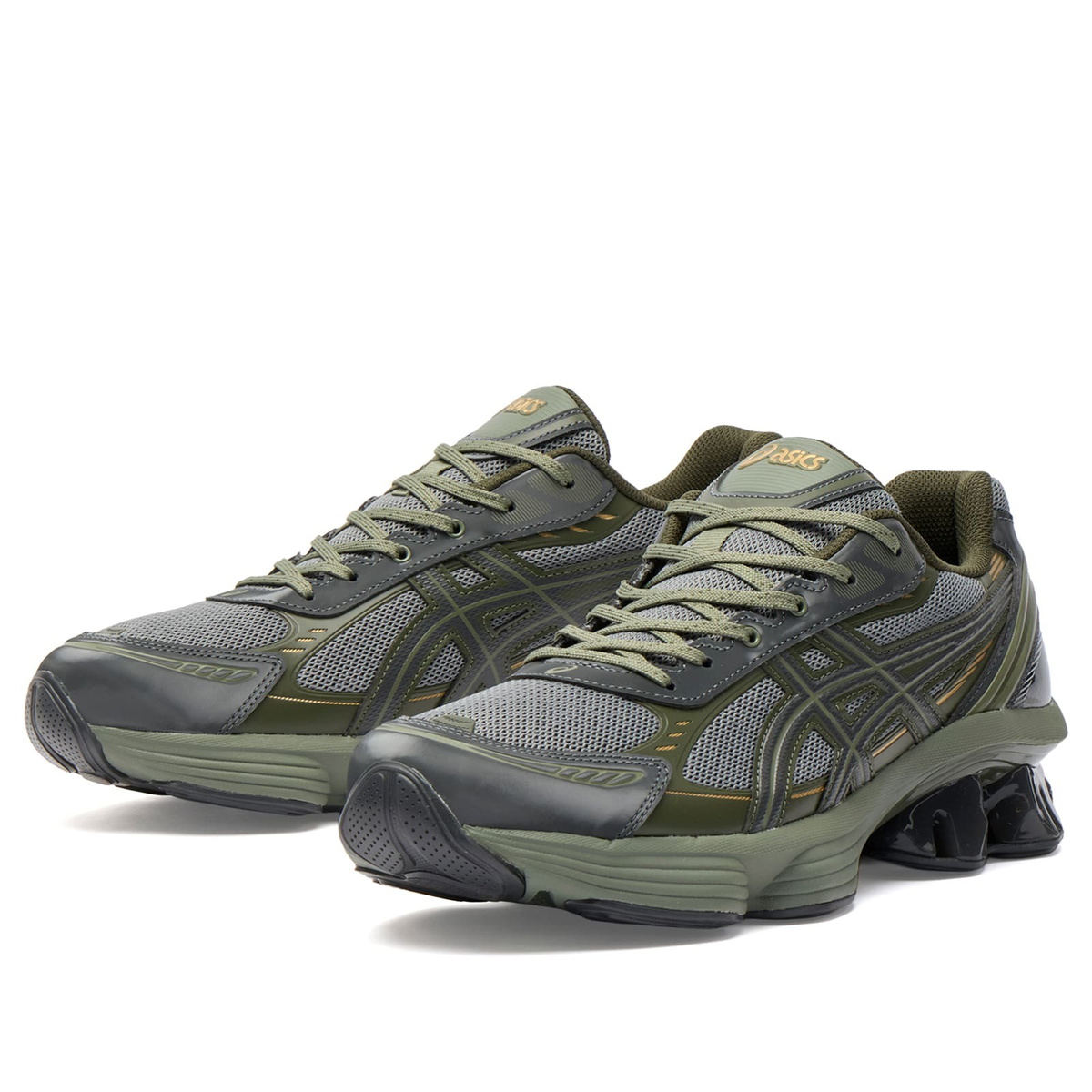Asics GEL-KINETIC FLUENT Sneaker in Lichen Green/Obsidian Grey