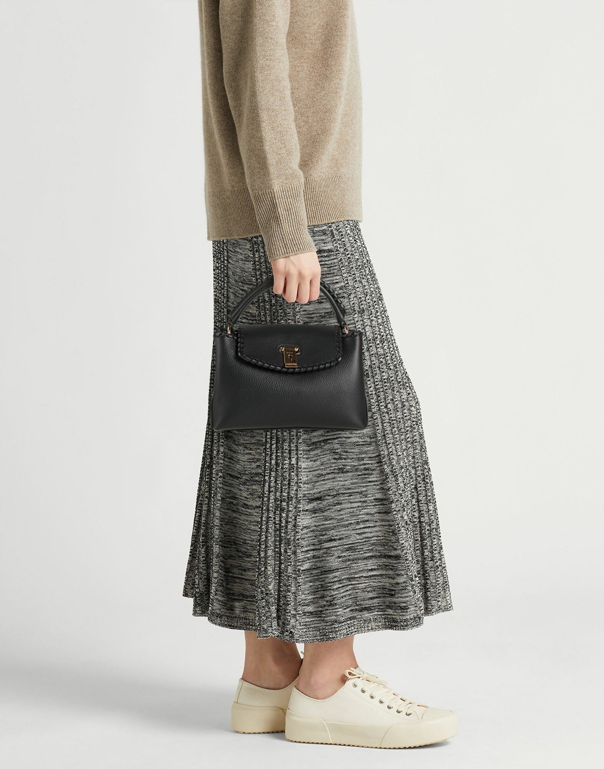 Bally Womens Handbag in Black