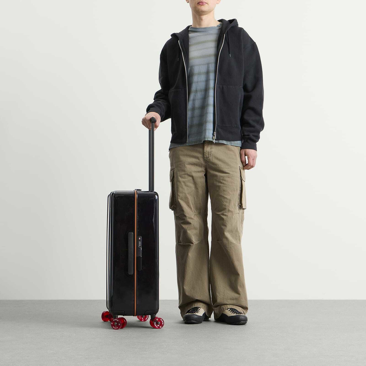 Floyd Check-In Luggage - 61L in Galaxy Night 