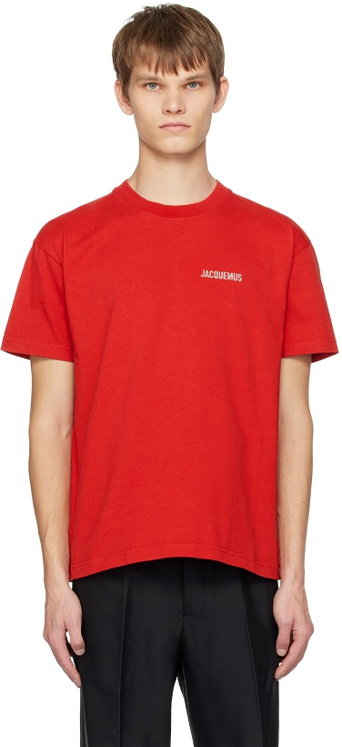 Photo: Jacquemus Red Guirlande 'Le T-Shirt Brilho' T-Shirt