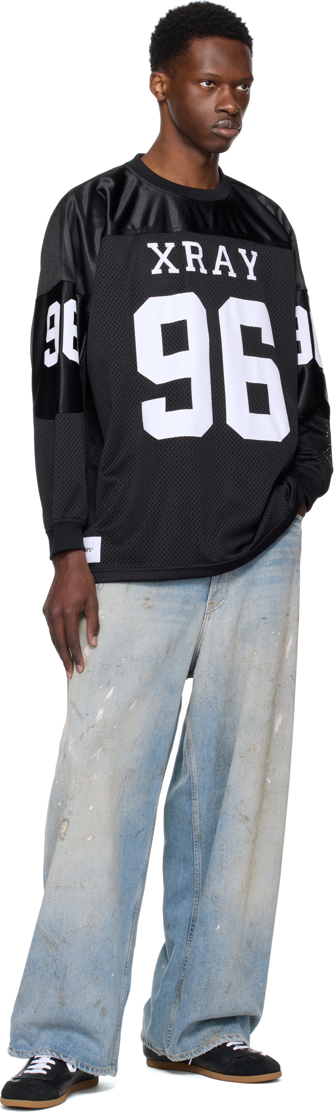 【関税込み】WTAPS ブラック 'XRAY 96' Netminder LS Tシャツ WTAPS: Black 'XRAY 96' Netminder LS T-shirt | SSENSE