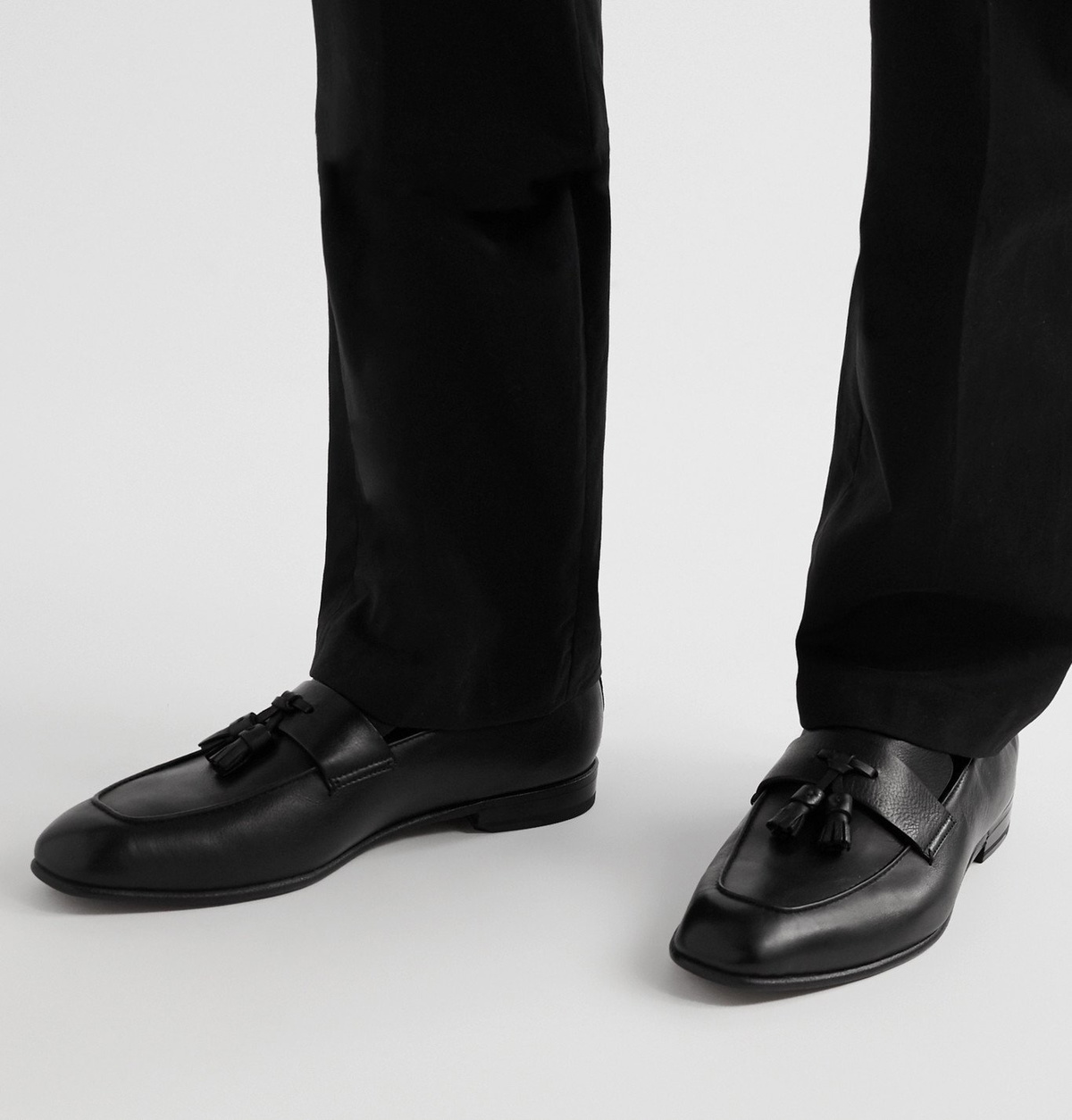 Ermenegildo Zegna - Tasselled Leather Loafers - Black  display picture 2