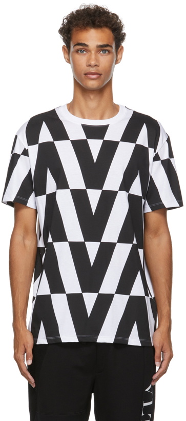 Photo: Valentino Macro Optical Print T-Shirt