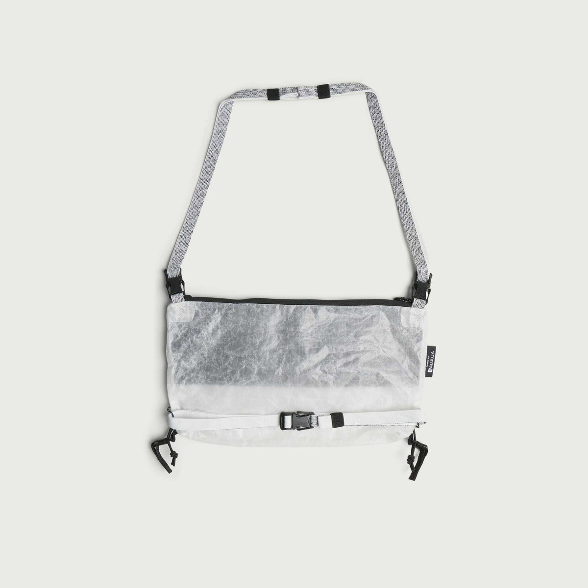 Db Journey Weigh Lighter Sling 10L in Monochrome
