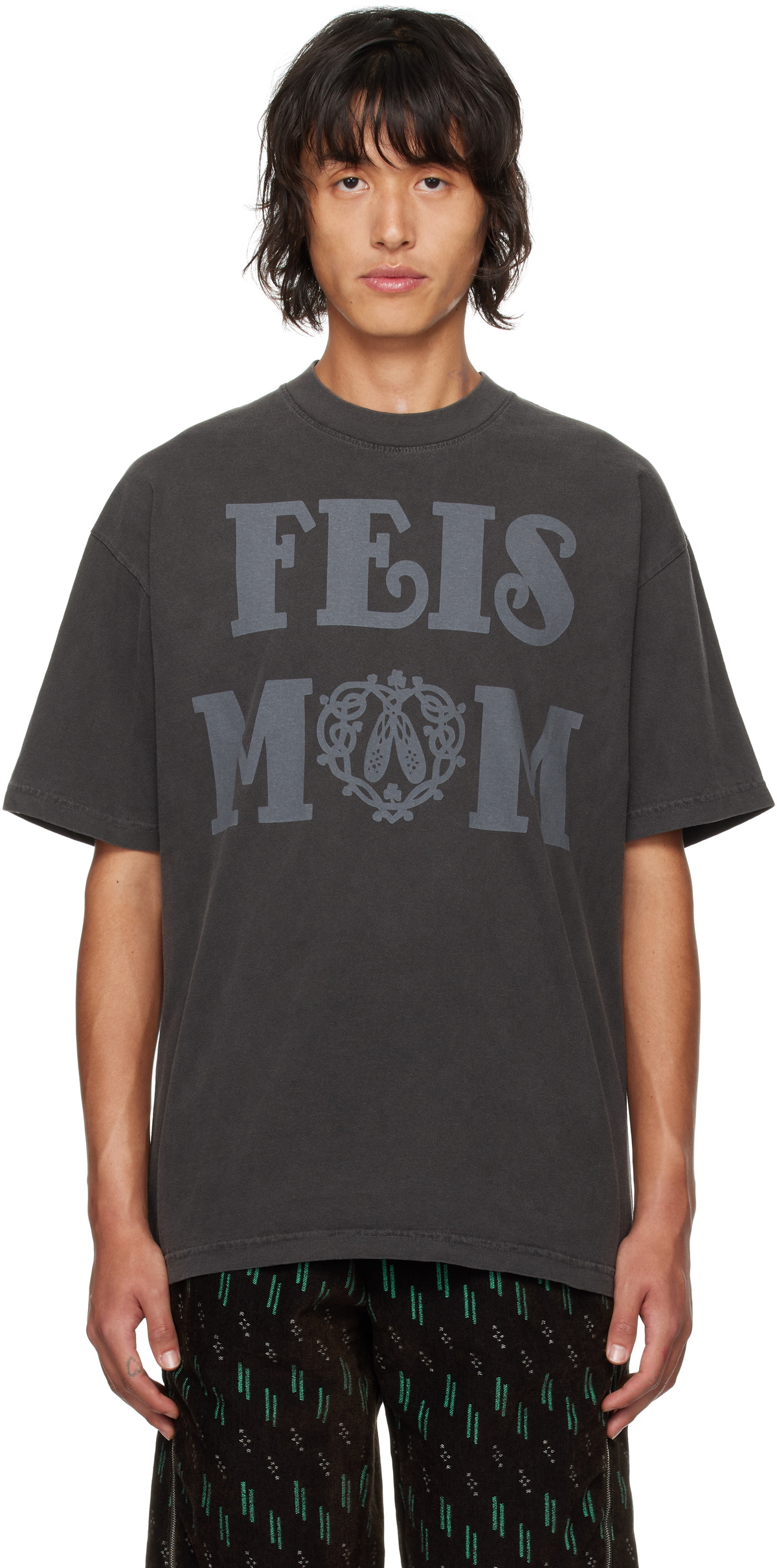 Robyn Lynch Gray 'FEIS MOM' T-shirt