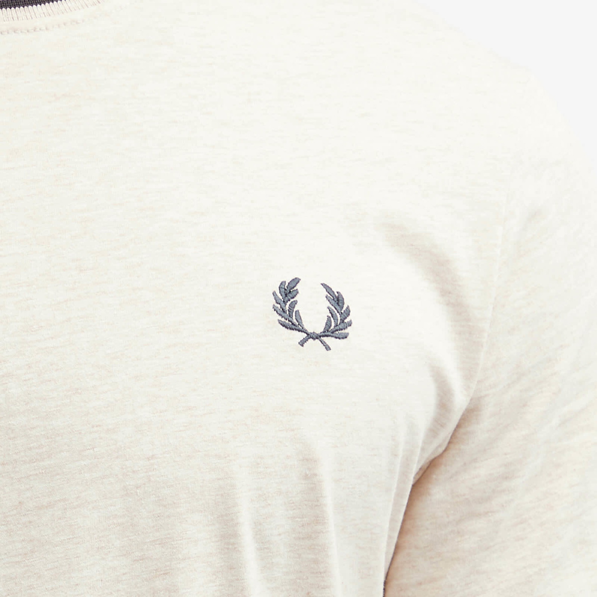 Fred Perry Men's Twin Tipped T-Shirt in Porridge Marl/Anchor