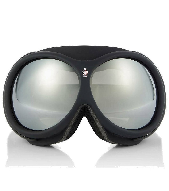 Photo: Moncler Ski goggles