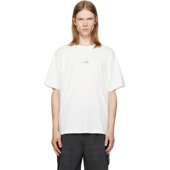 Photo: MM6 Maison Margiela White Numeric Cotton T-shirt