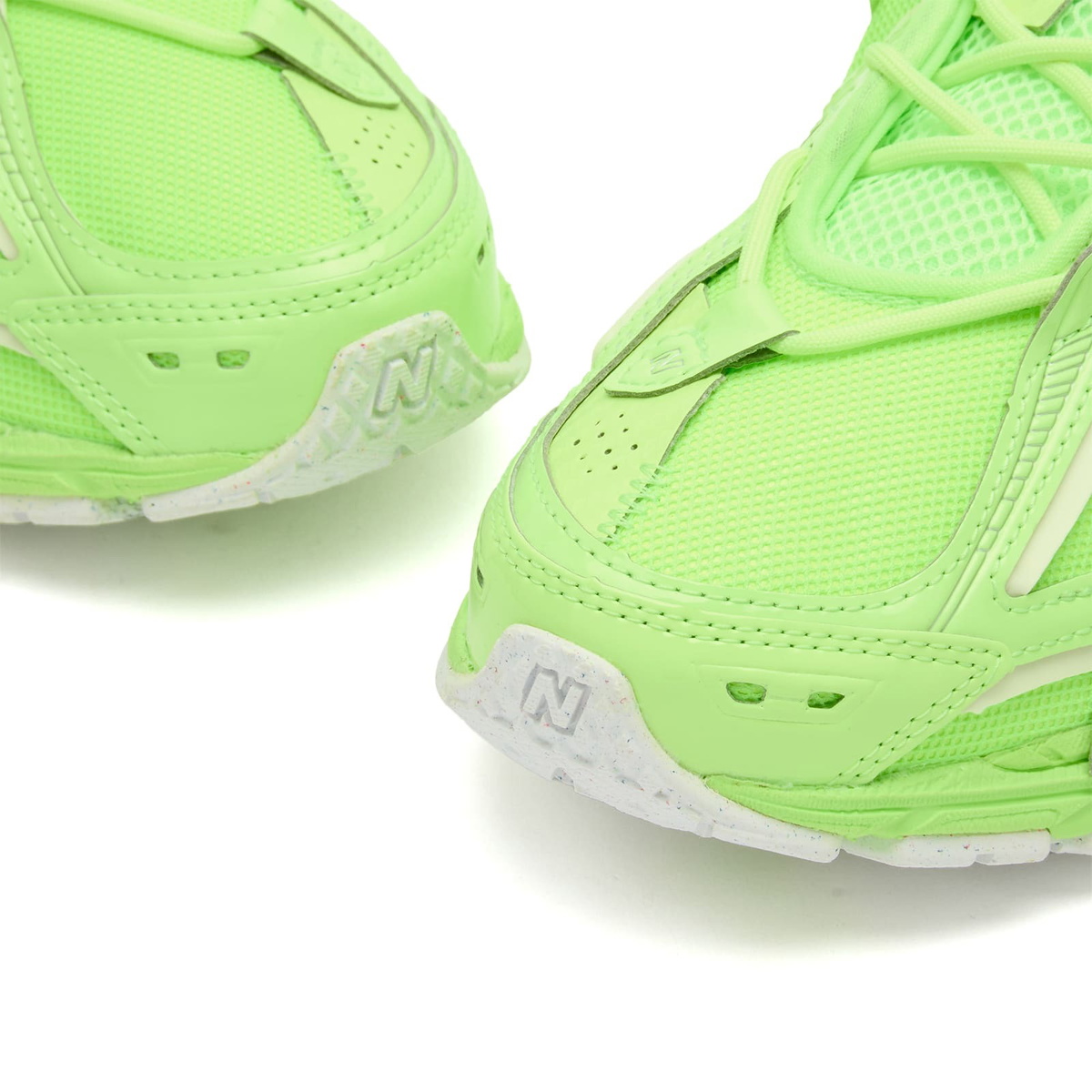 New Balance 1906A Sneaker in Mint Flash