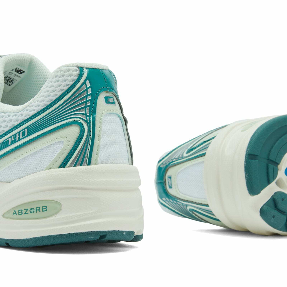 New Balance U740GR2 in White New Balance