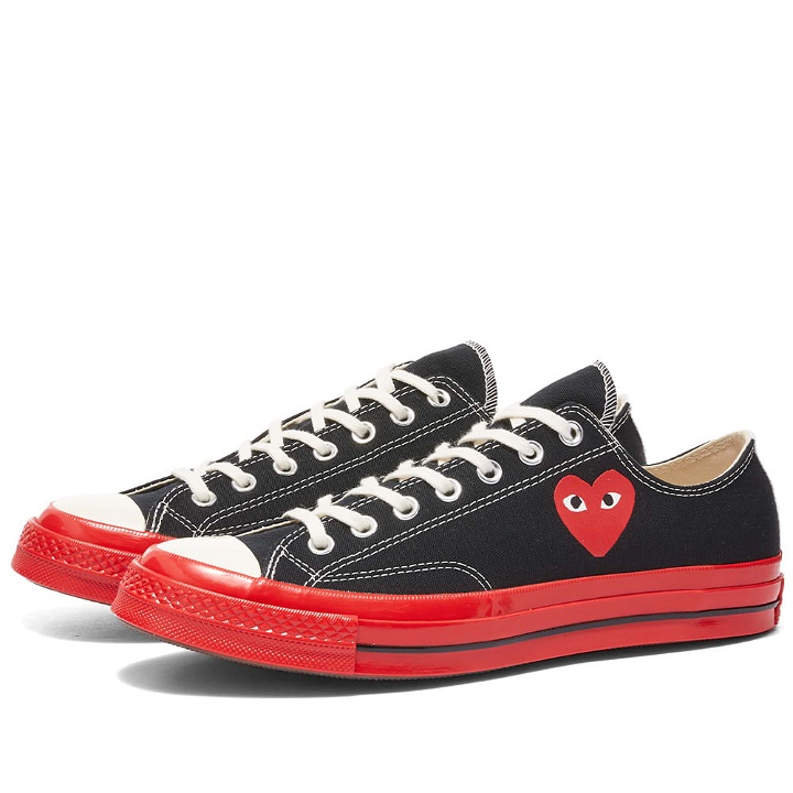 Photo: Comme des Garcons Play x Converse Chuck Taylor Red Sole Low