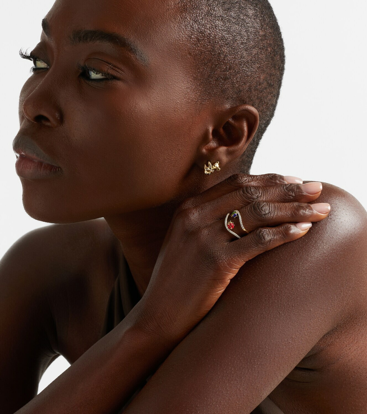 Yvonne Léon Alliance Coccinelle Scarabée Mini 9kt gold and enamel ring with diamonds