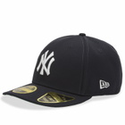 New Era New York Yankees EST Script 59Fifty Cap in Navy