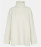 Fendi Logo turtleneck sweater