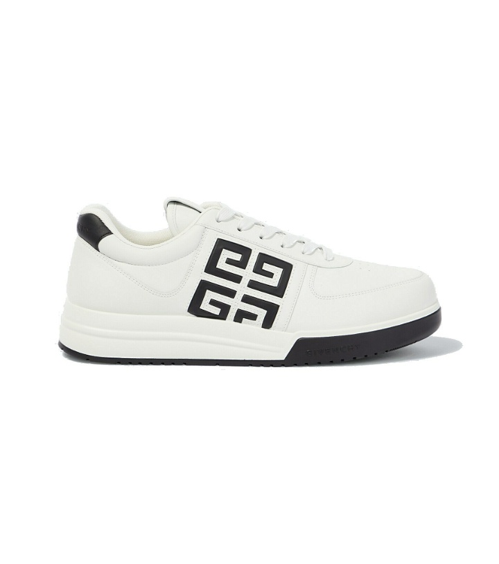 Photo: Givenchy - G4 leather low-top sneakers