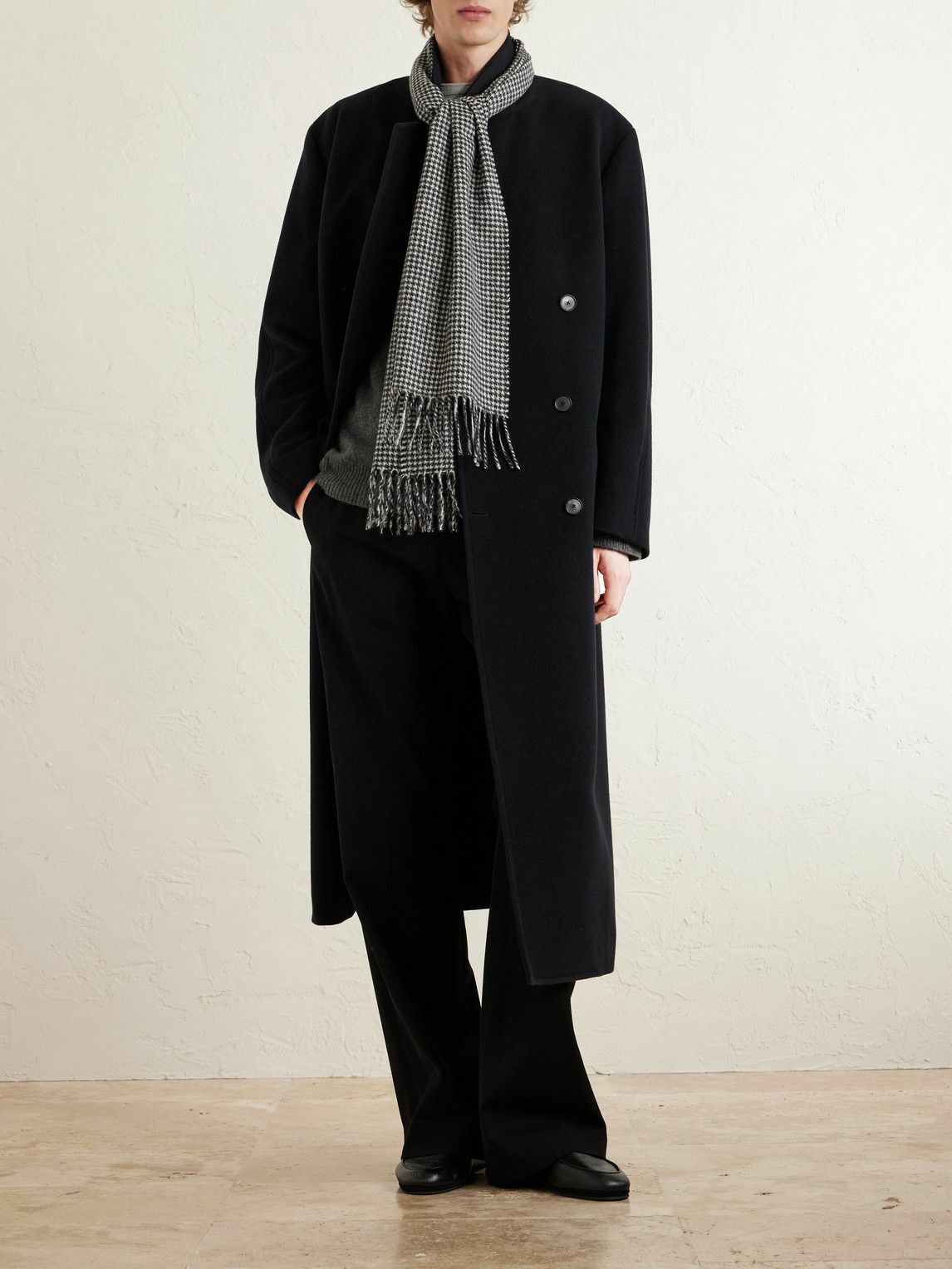 Nili Lotan - Fringed Houndstooth Cashmere Scarf