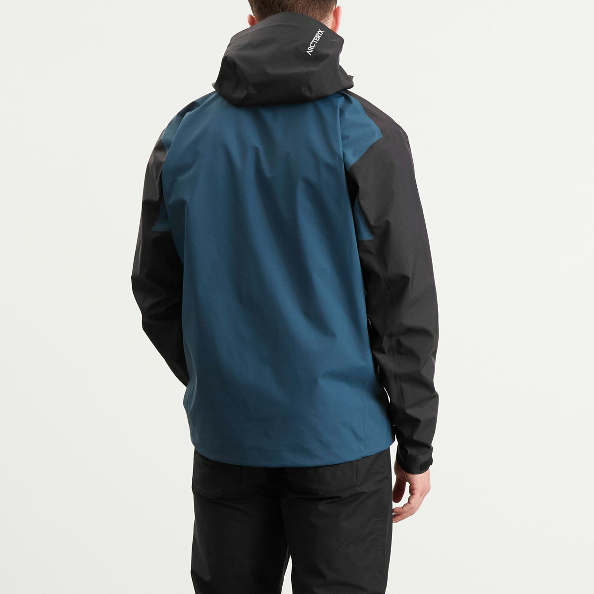 Arc'teryx Men's Beta Gore-Tex Jacket in Lodestar Arc'teryx