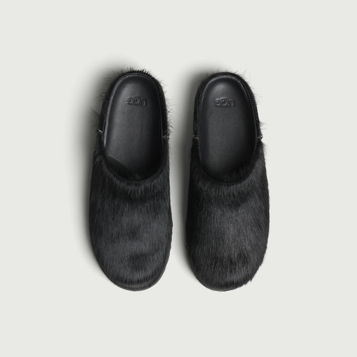 UGG Women's Otzo Calf Hair Clog in Black
