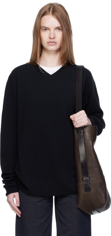 Photo: Arch The Navy Standard V-Neck Pullover Sweater