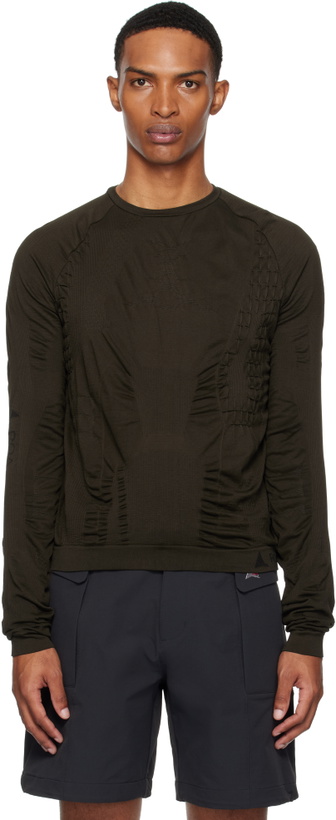 Photo: ROA Brown 3D Knit Long Sleeve Sweater