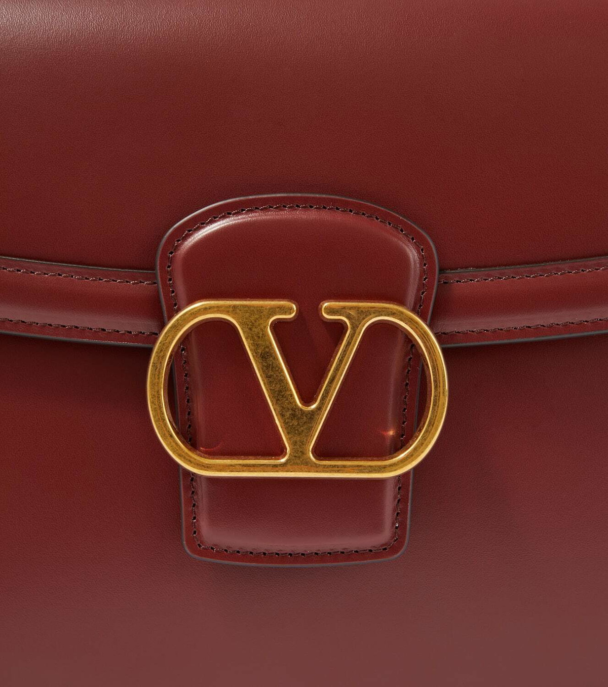 Valentino Garavani 9TO5 VLogo leather shoulder bag