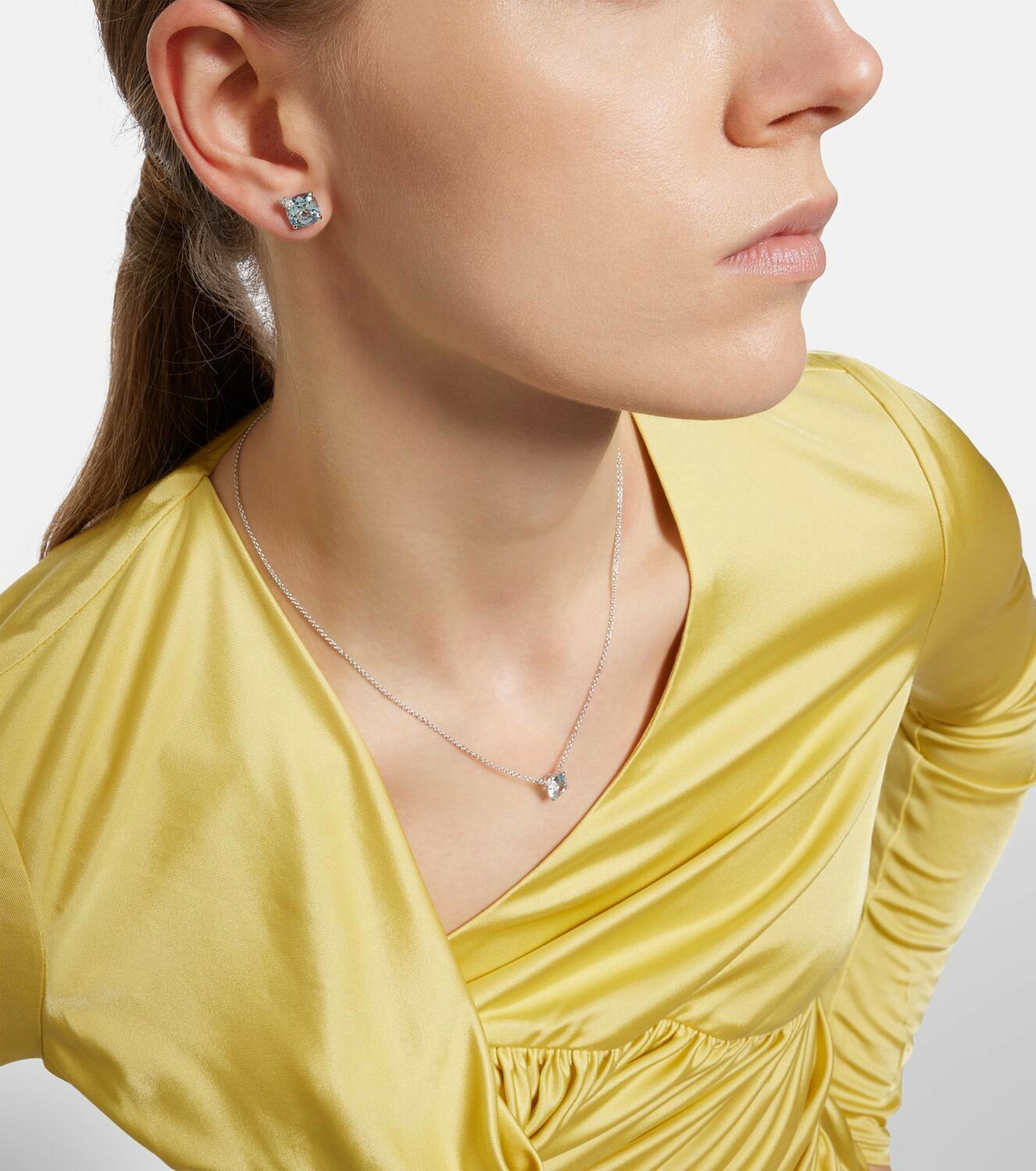 Bucherer Fine Jewellery Peekaboo 18kt white gold necklace with aquamarine and diamonds