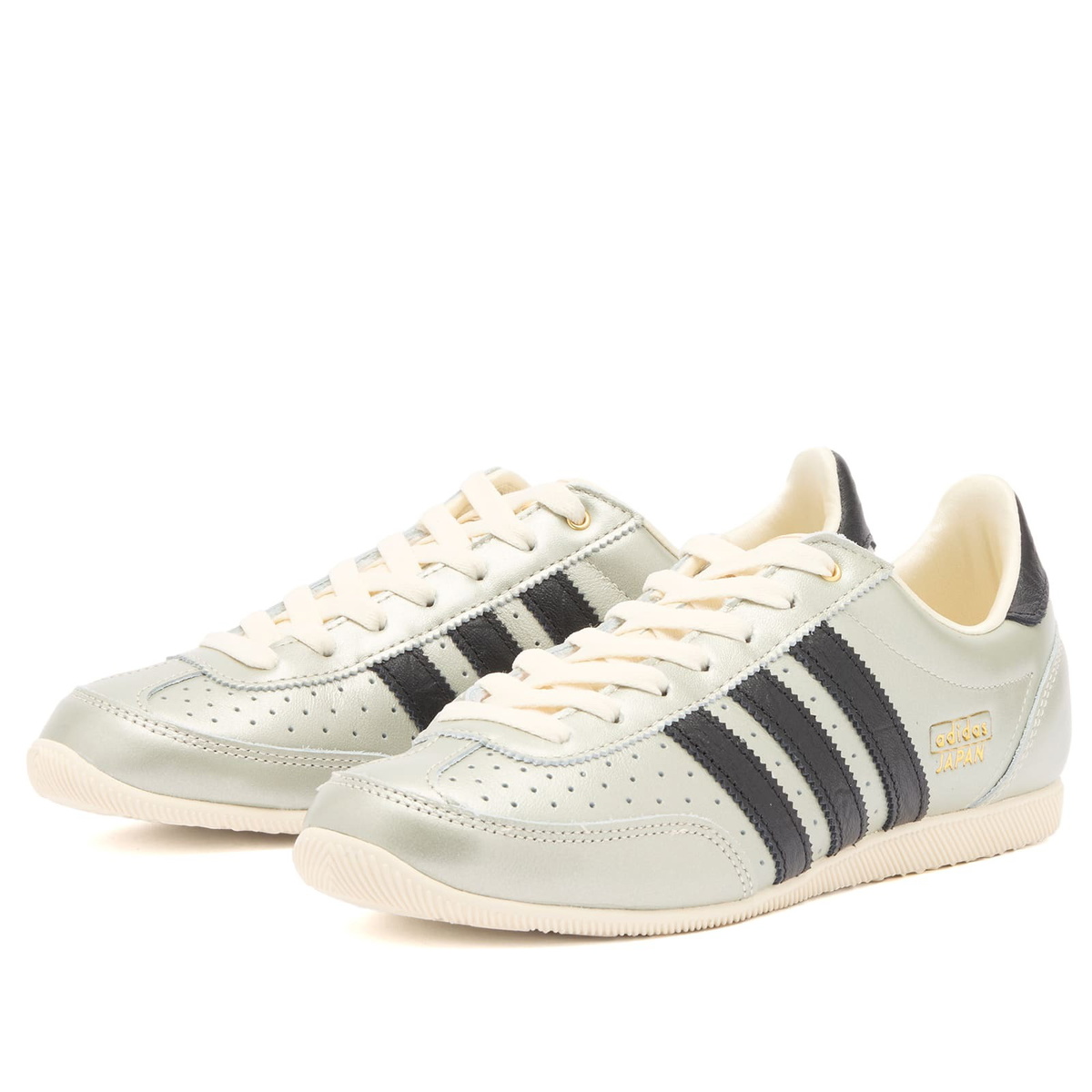 Adidas Japan W in Alumina/Black/Cream White