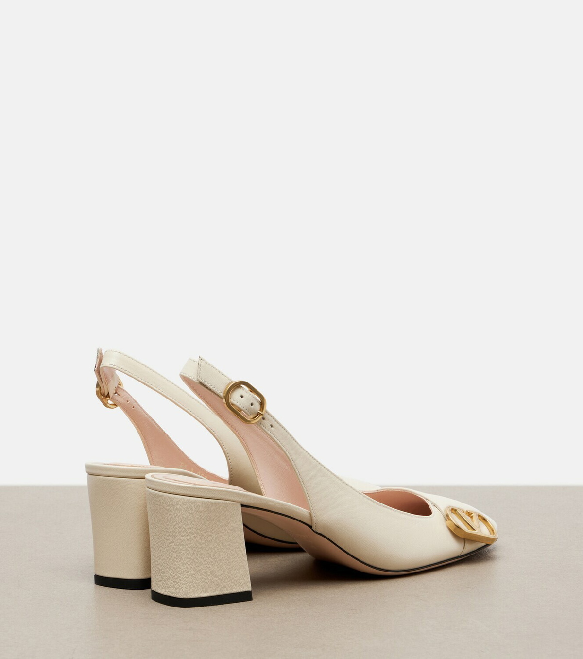 Valentino Garavani Veeside VLogo leather slingback pumps