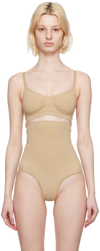 Photo: SKIMS Beige Seamless Sculpt Bralette