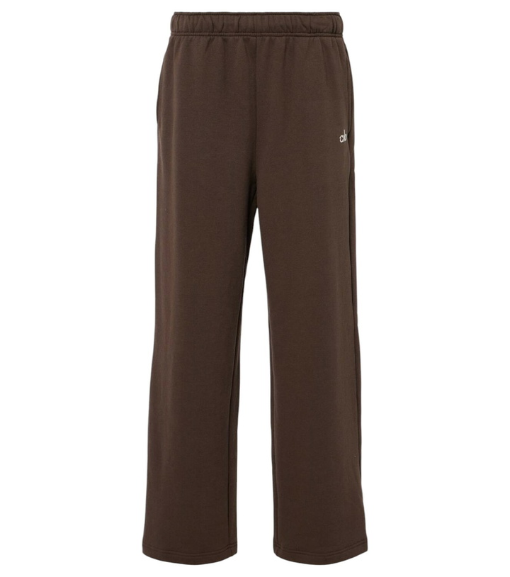 Photo: Alo Yoga Accolade cotton-blend jersey sweatpants