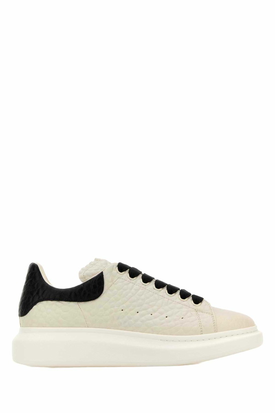 Photo: Alexander McQueen Ivory Leather Sneakers With Black Leather Heel