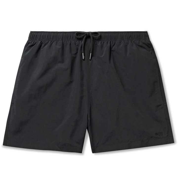 Photo: Solid & Striped - The Classic Mid-Length Swim Shorts - Black
