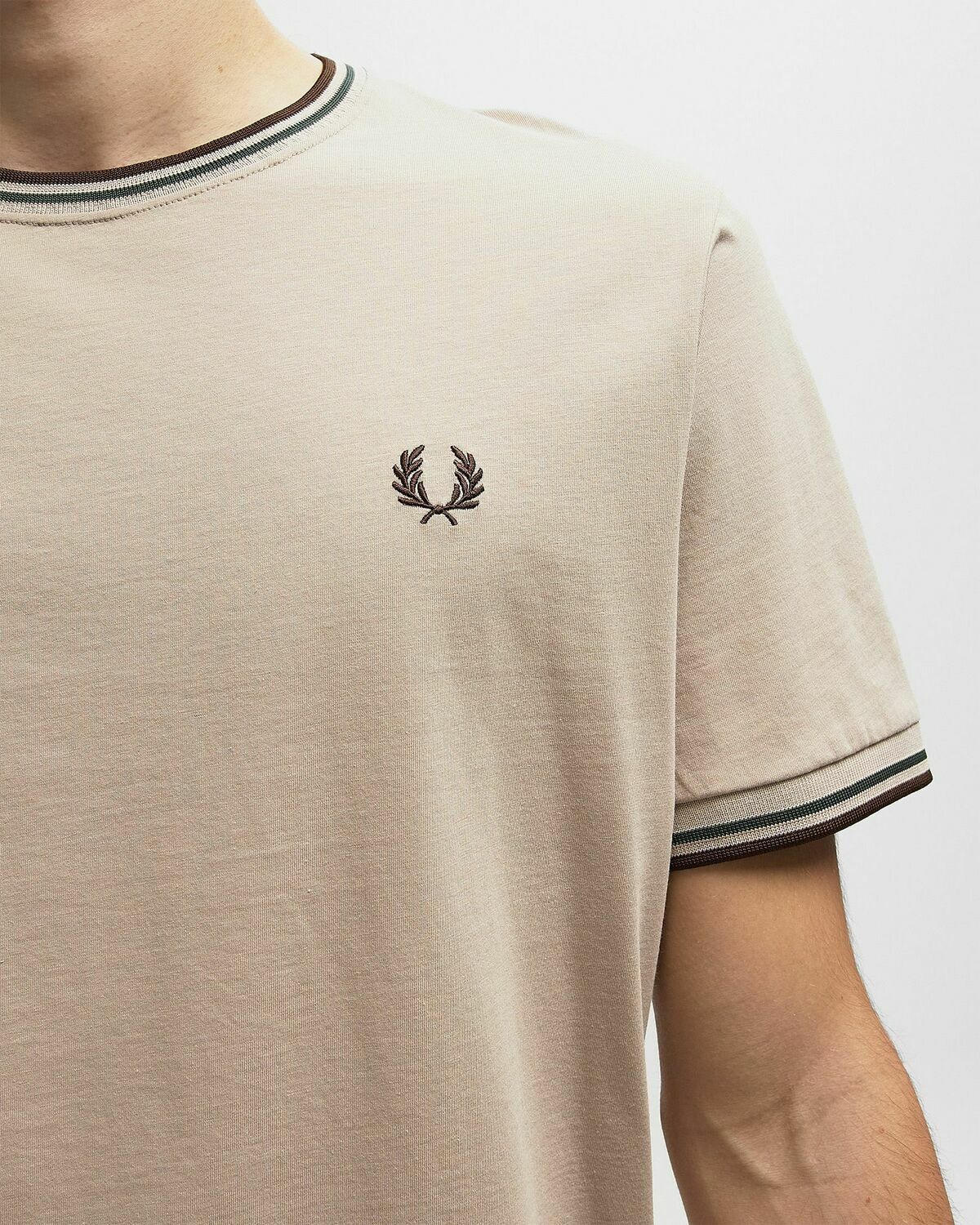 Fred Perry TWIN TIPPED T-SHIRT Beige Mens Shortsleefe