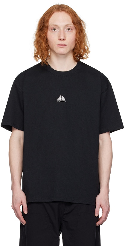 Photo: Nike Black Embroidered T-Shirt