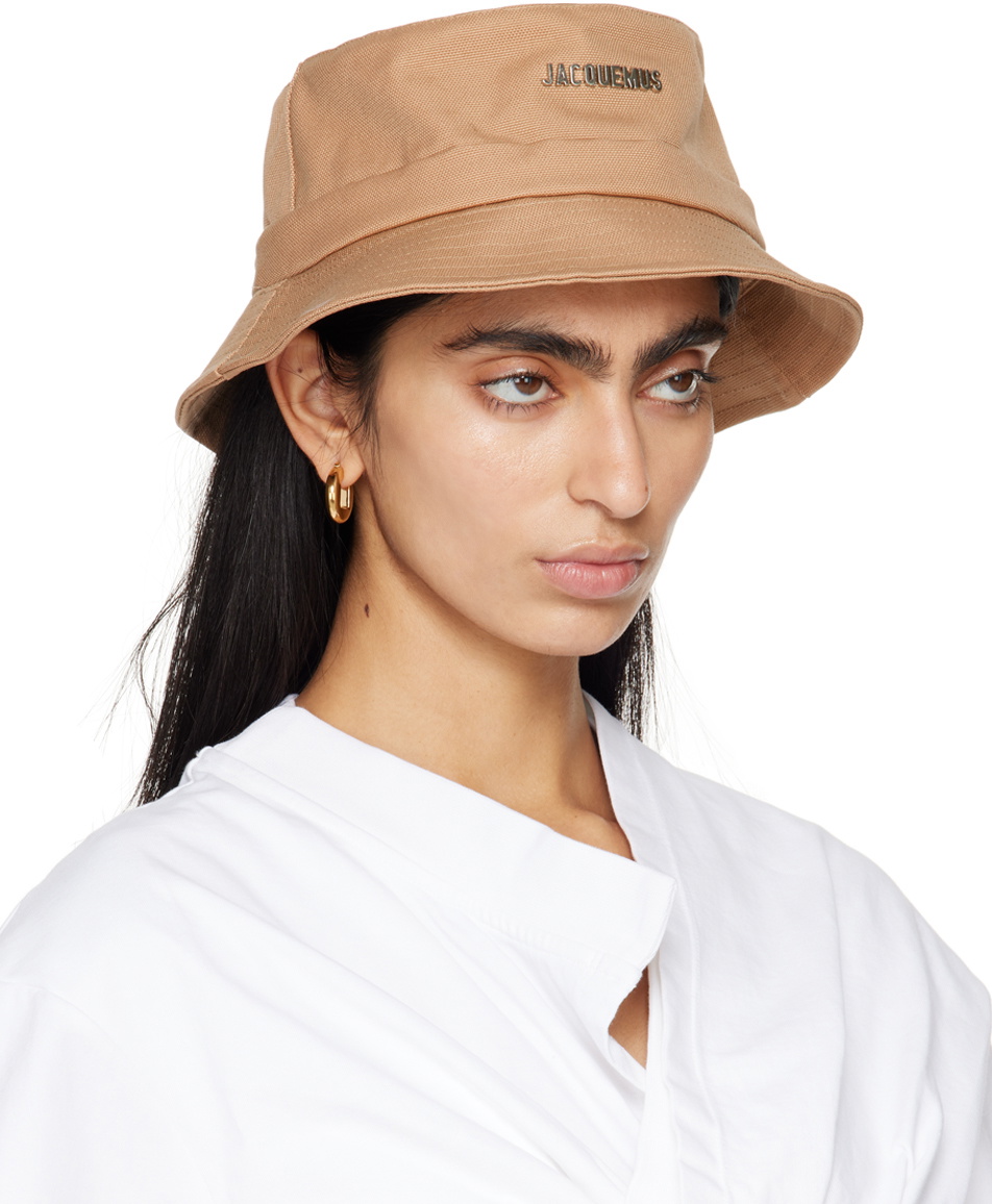 JACQUEMUS ベージュ バケットハット JACQUEMUS Beige Le Raphia 'Le bob Gadjo' Bucket Hat Jacquemus