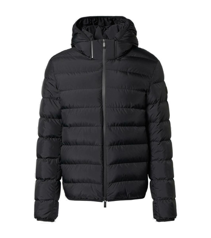 Photo: Moncler Jeluz down jacket