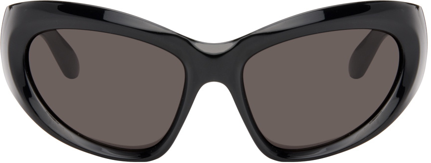 Wrap D-frame Sunglasses in Black