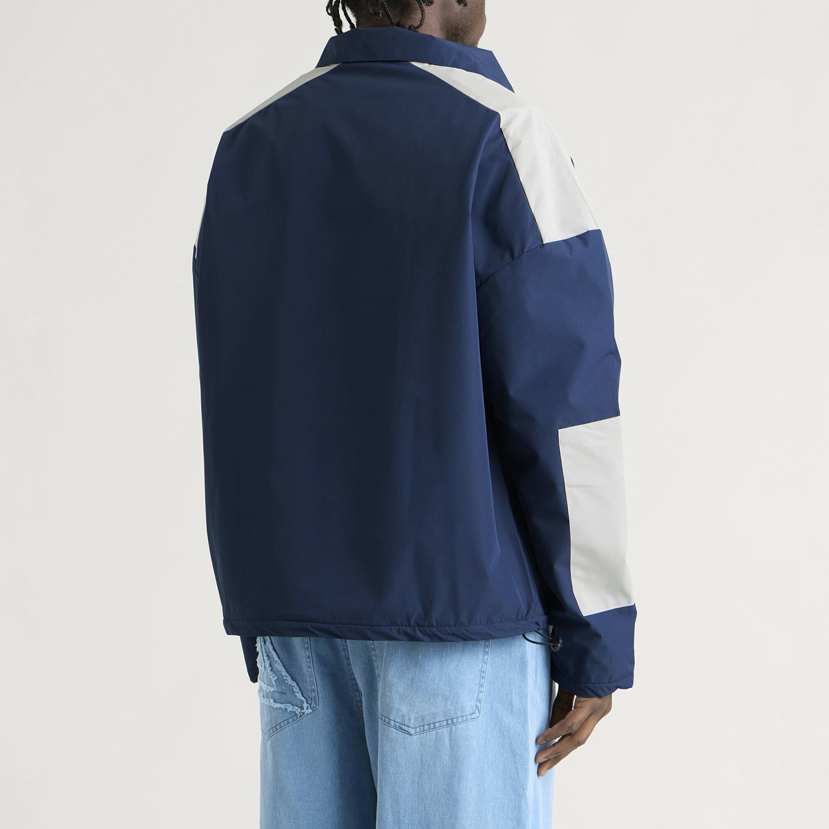 Umbro Men's Panelled Boxy Jacket in Dress Blue/Neutral Gray