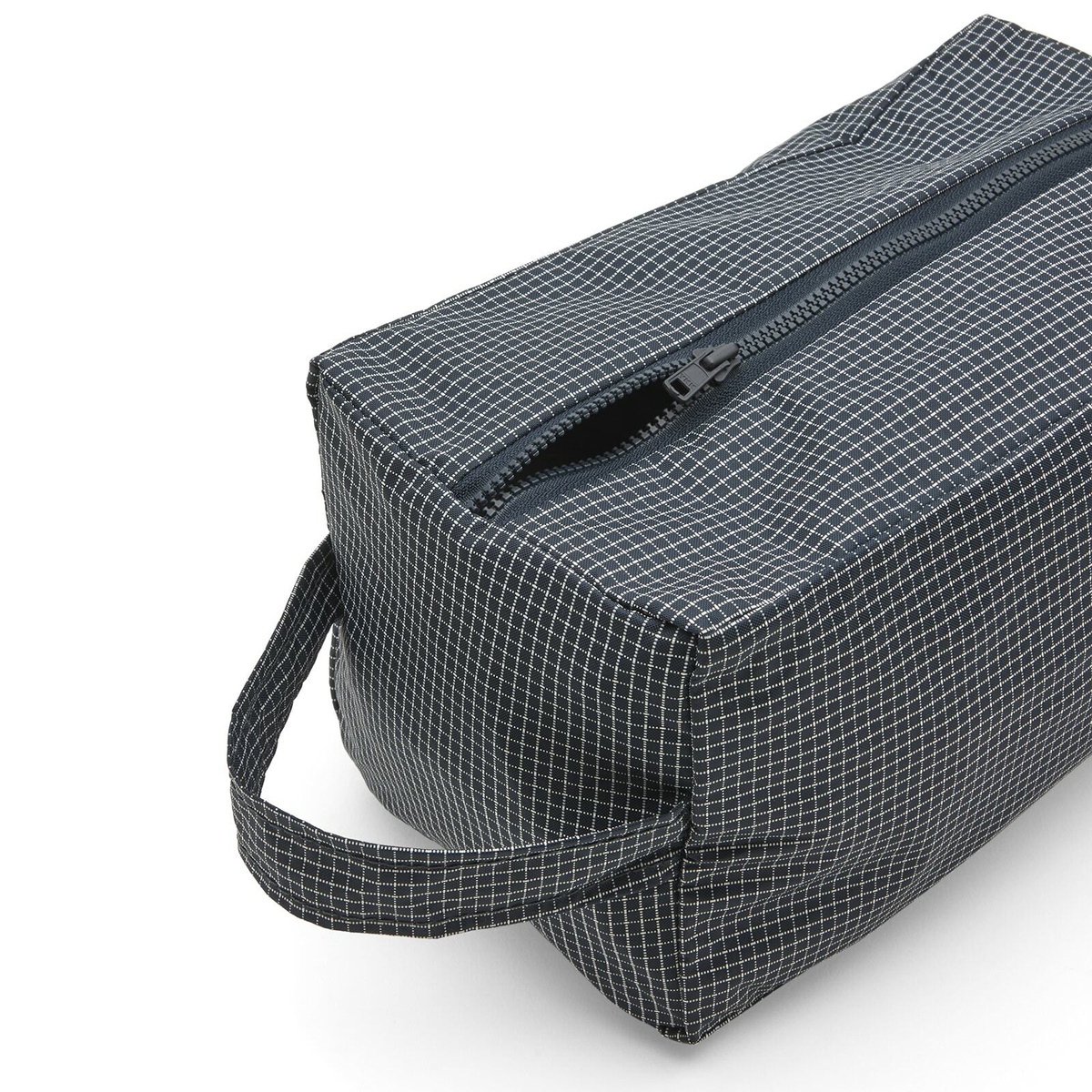 HAY Grid Wash Bag - Medium in Dark Blue 