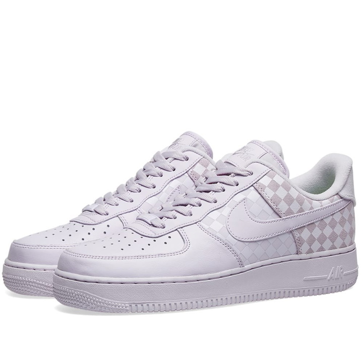 Photo: Nike Air Force 1 W