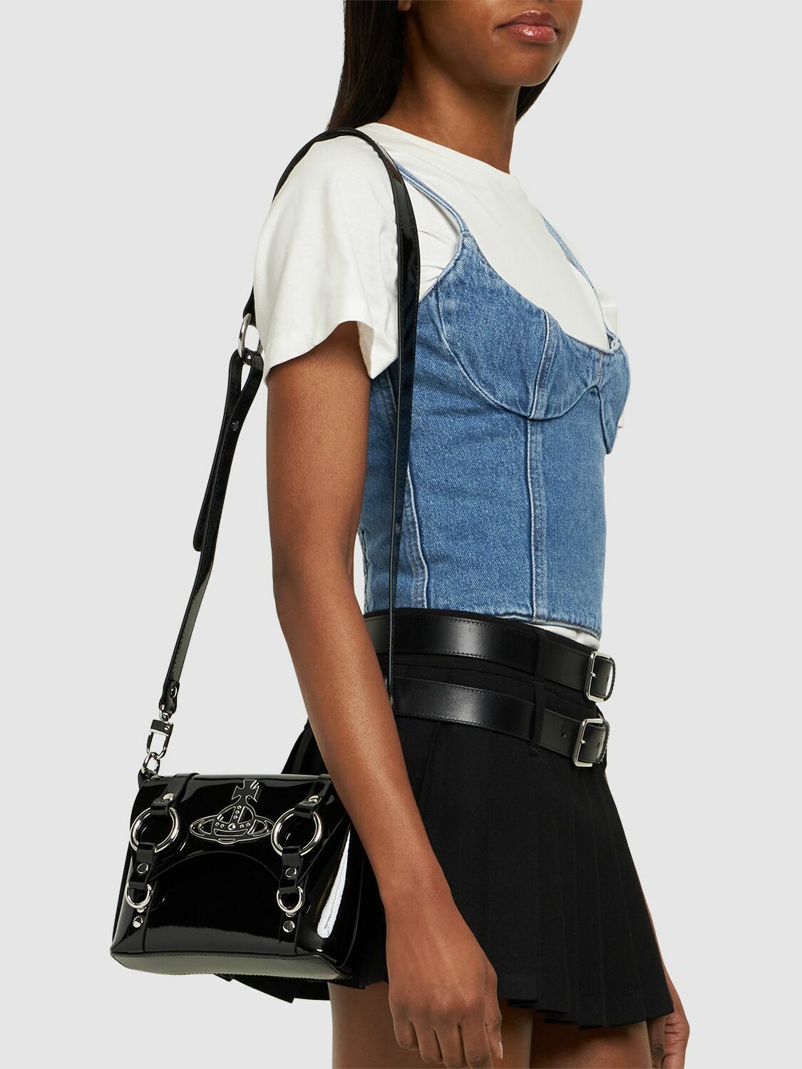 【送料&関税込】Vivienne Westwood Rhinestone Crossbody Bag Vivienne westwood Rhinestone crossbody bag available on