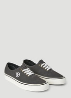 Vans - Authentic One Piece DX Sneakers in Black