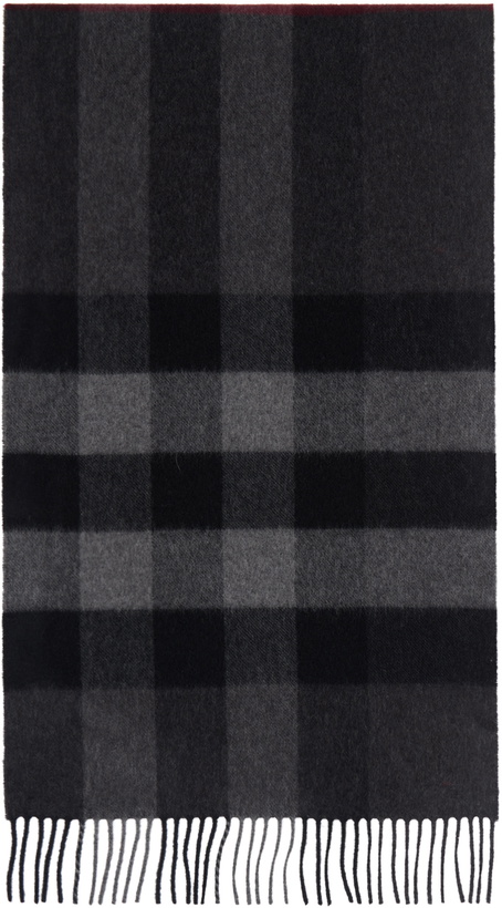 Photo: Burberry Gray Check Cashmere Scarf