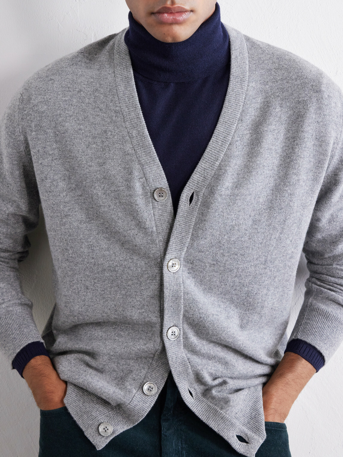 Begg & Co - Heriot Cashmere Cardigan - Gray