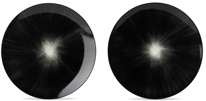 Photo: Ann Demeulemeester Black Serax Edition DÉ Plate Set