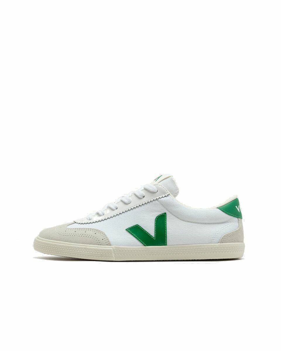 Photo: Veja Volley Canvas White - Womens - Basketball