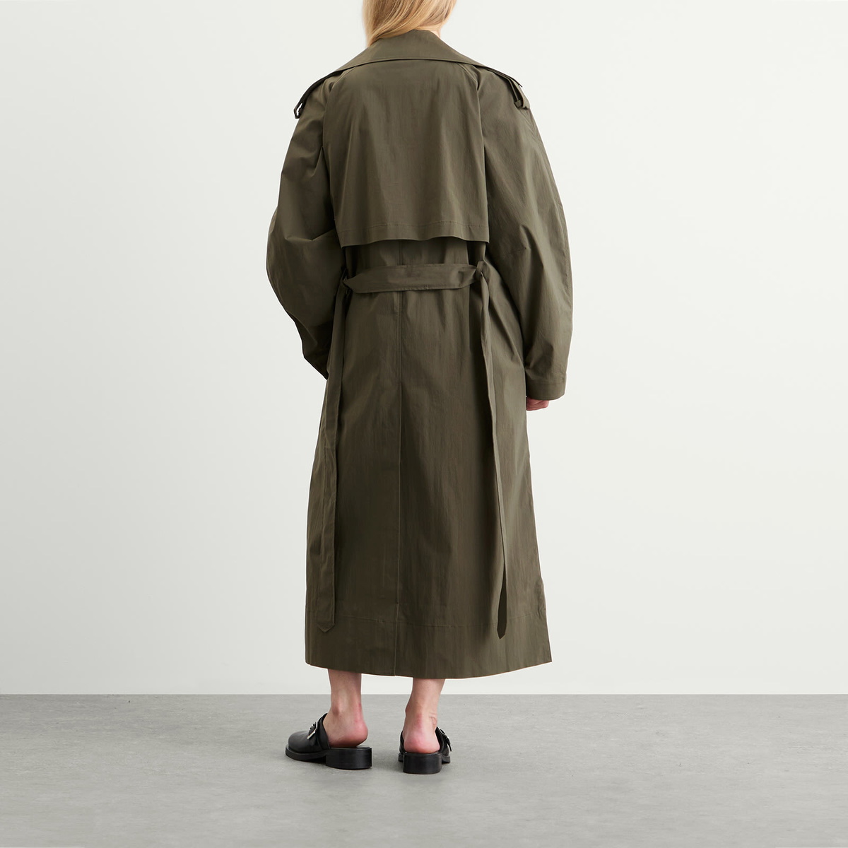 ST. Agni Women's Relaxed Trench Coat in Khaki
