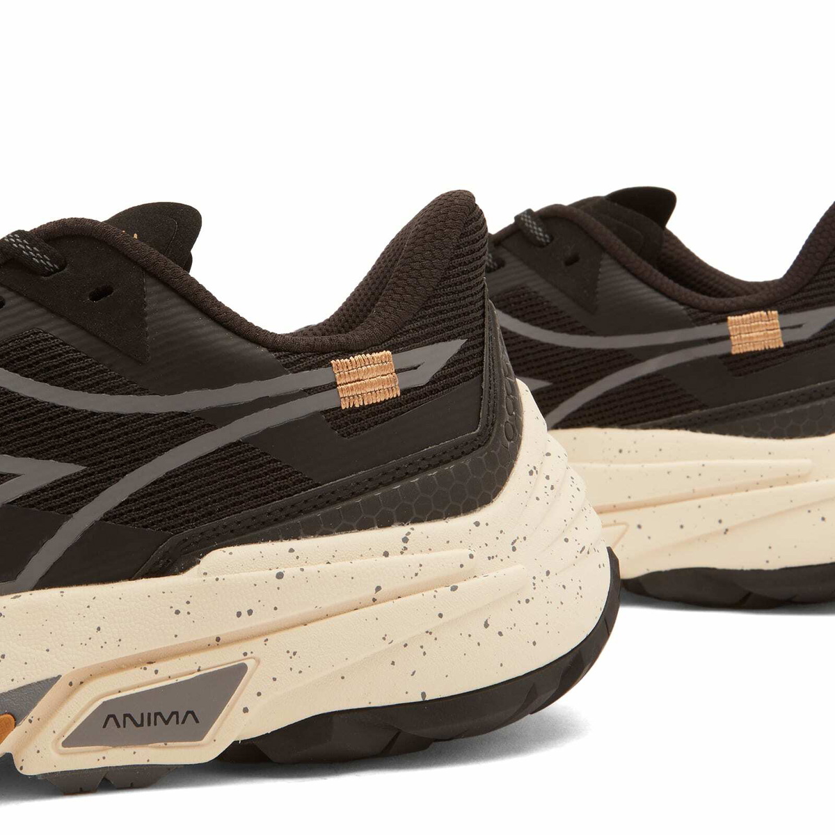 Diadora Sestriere-Xt 2 Sneaker in Black/Steel Gray/Whisper White